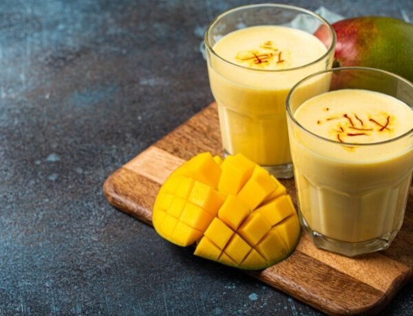 MANGO LASSI